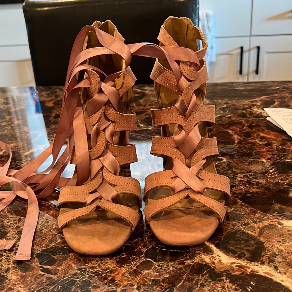 Charlotte Russe Ankle wrap around light pink velvet heels , Size 6